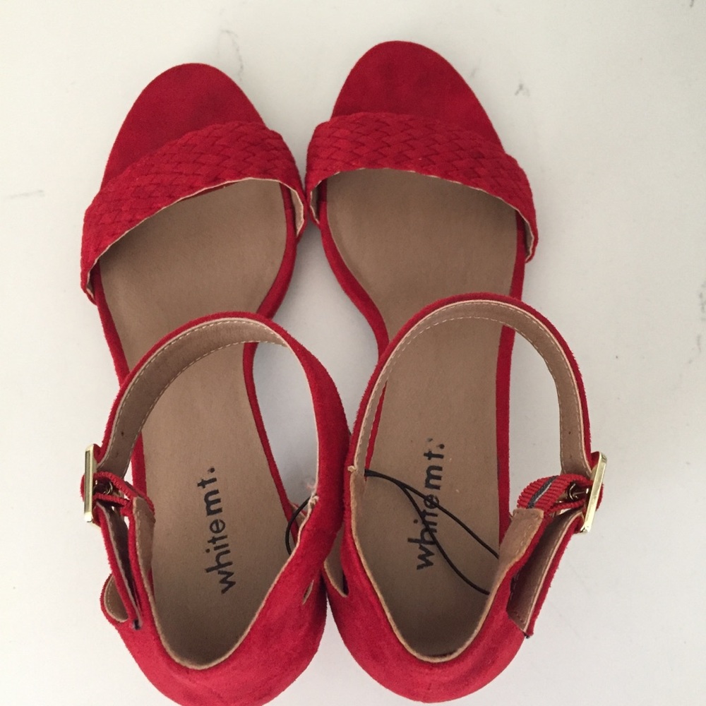 New White Mt. Red Chunky Ankle Strap Heel Size 11 - Picture 5 of 6